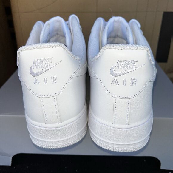 NEW Nike Air Force 1 \'07 Triple White CW2288-111 Men Size 7, Womens 8.5 main image 6